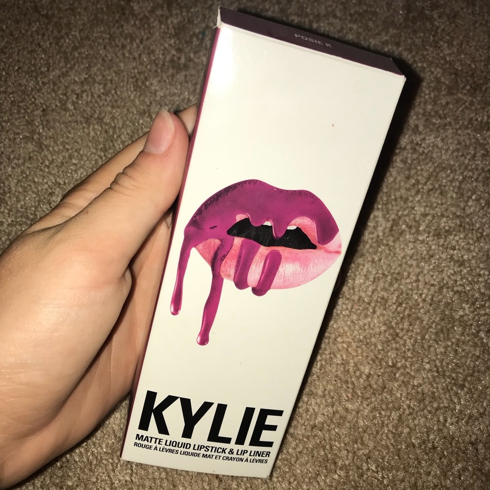 Kylie Cosmetics Lip Kit in Posie K